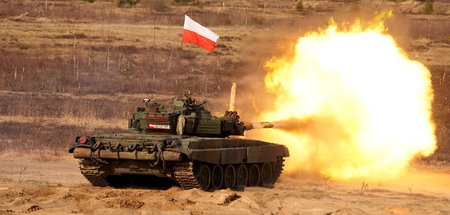Polnischer Panzer der NATO-Kampfgruppe während der Übung »Crysta...