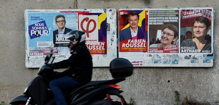 In den Umfragen liegt Jean-Luc Mélenchon (l.) von La France inso...