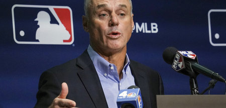 »Der Aktienmarkt bringt mehr Geld als Baseball«, Rob Manfred, Ma... »Der Aktienmarkt bringt mehr Geld als Baseball«, Rob Manfred, Ma...