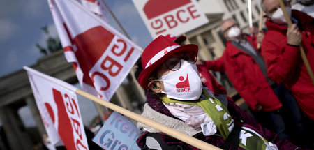IG-BCE-Mitglieder auf der 1.-Mai-Demonstration 2021 in Berlin IG-BCE-Mitglieder auf der 1.-Mai-Demonstration 2021 in Berlin
