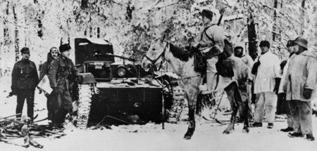 Von finnischen Truppen eroberter sowjetischer Panzer (1.1.1940)