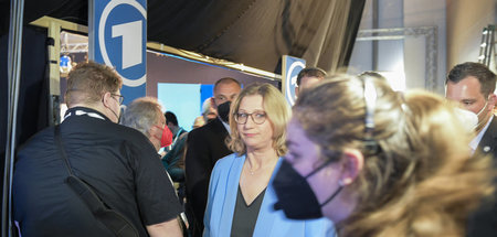 Die neue SPD-Ministerpräsidentin Anke Rehlinger am Wahlabend in ...
