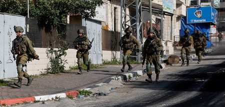 An der Tagesordnung: Razzia der israelischen Armee in Dschenin i... An der Tagesordnung: Razzia der israelischen Armee in Dschenin i...