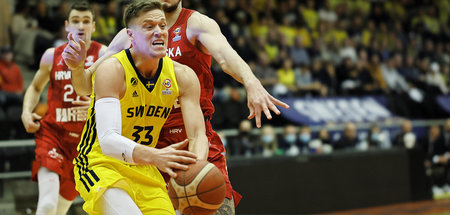 Vor der Scheidung: Basketballer Jonas Jerebko im schwedischen Na... Vor der Scheidung: Basketballer Jonas Jerebko im schwedischen Na...