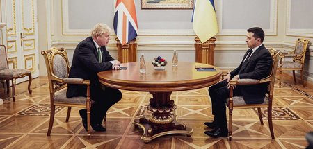 Druck aus London: Der britische Premier Johnson will, dass sich ...