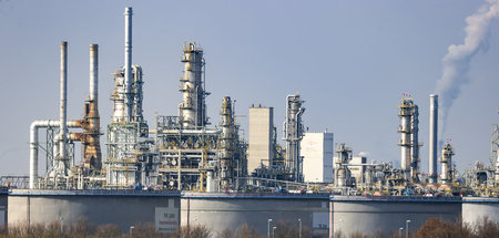 Solange Gas aus Russland fließt, kann im Chemiepark Leuna produz... Solange Gas aus Russland fließt, kann im Chemiepark Leuna produz...