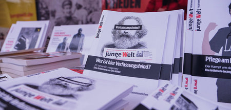 Deutsche Spezialität: Als marxistische Tageszeitung wird junge W...