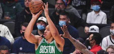 Spielen, lernen, treffen: Grant Williams von den Boston Celtics ... Spielen, lernen, treffen: Grant Williams von den Boston Celtics ...