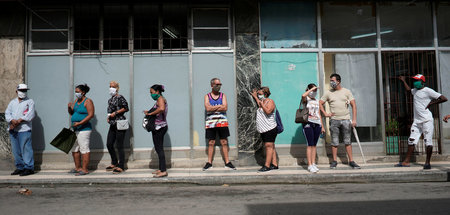 2020-05-13T01133_HEALTH-CORONAVIRUS-CUBA-TESTING.JPG