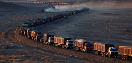 RTRMADP_3_MONGOLIA-COAL.JPG