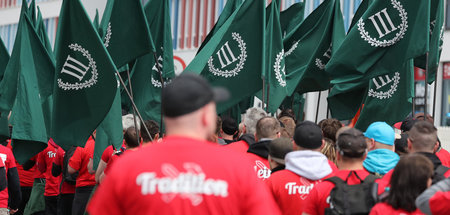 Die Neonazipartei ist darum bemüht, auch abseits der Großstädte ... Die Neonazipartei ist darum bemüht, auch abseits der Großstädte ...