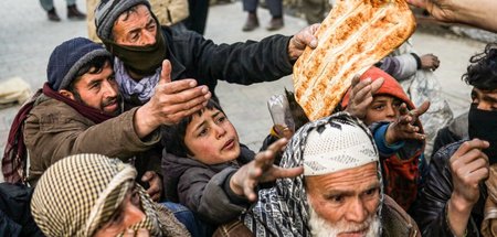 Verteilung von Grundnahrungsmitteln in Kabul (31.1.2022)