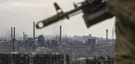 Letzter Rückszugsort von »Asow« in Mariupol: Das Stahlwerk »Asow... Letzter Rückszugsort von »Asow« in Mariupol: Das Stahlwerk »Asow...