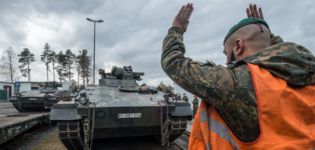 Schützenpanzer vom Typ »Marder« auf dem Truppenübungsplatz Grafe...