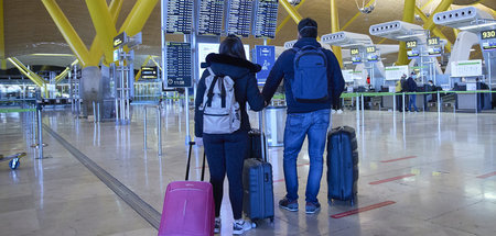 Luftverkehr_in_Europ_72441157.jpg