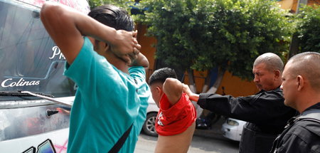 EL-SALVADOR-VIOLENCE.JPG