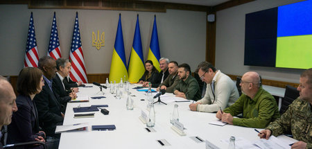 Treffen von US-Verteidigungs- und Außenminister mit dem ukrainis...