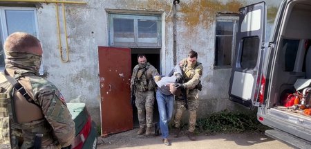 Festnahme eines Mannes, der einen Terroranschlag in Simferopol g...