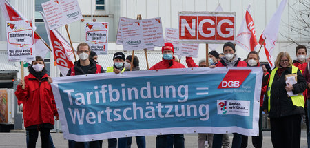 Eine Gleichung, die aufgeht, aber oft nur mittels Protest (Weiße...