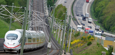 Verkehr_in_Rheinland_51874404.jpg
