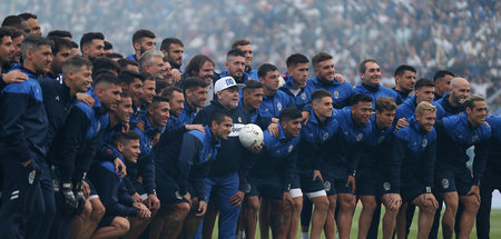 Letzte Station Maradonas als Trainer: Gimnasia y Esgrima La Plat...
