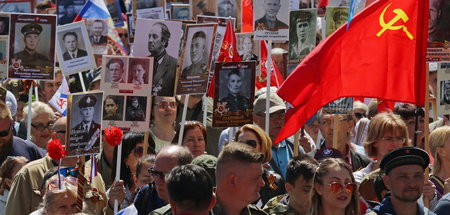 WW2-ANNIVERSARY-CRIMEA-IMMORTAL-REGIMENT.JPG