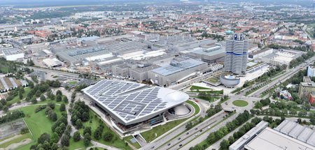 Blick auf das BMW-Werk in München (17.8.2010)