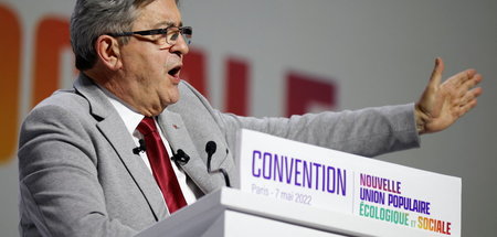 2022-05-07T1529RTRMADP_3_FRANCE-POLITICS-LEFT.JPG
