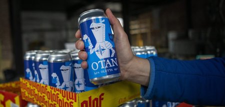 NATO-Taumel in Finnland: Nun gibt es auch Bier mit dem Namen des...