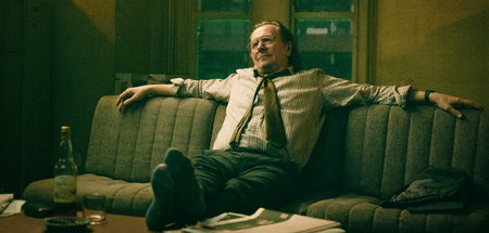 Irgendwo hier ist der Tiefpunkt: Gary Oldman auf der Suche nach ... Irgendwo hier ist der Tiefpunkt: Gary Oldman auf der Suche nach ...