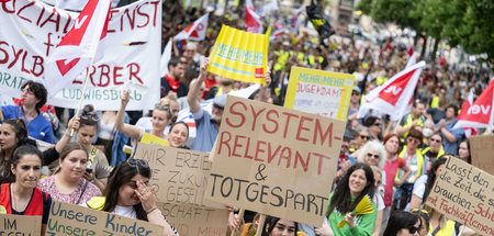 Demonstration der Gewerkschaft Verdi in Stuttgart (12.5.2022)