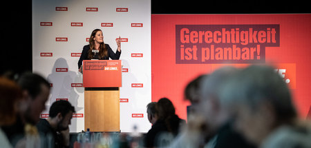 Janine Wissler bei ihrer Rede am Samstag in Hannover