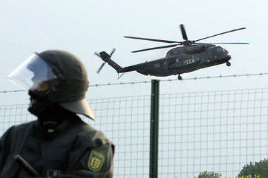 Bundeswehrhubschrauber beim G-8-Gipfel in Heiligendamm, Juni 200... Bundeswehrhubschrauber beim G-8-Gipfel in Heiligendamm, Juni 200...