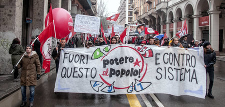 Gegen das System: Demonstration von Potere al Popolo in Bologna Gegen das System: Demonstration von Potere al Popolo in Bologna