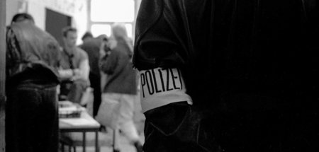 Durchsuchung der damaligen Redaktionsräume von junge Welt nach e...