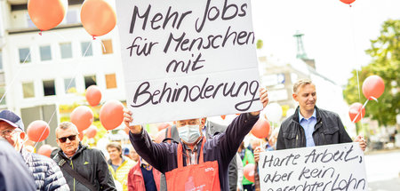 Prekäre Berufswelt: In »Behindertenwerkstätten« gilt nicht einma...