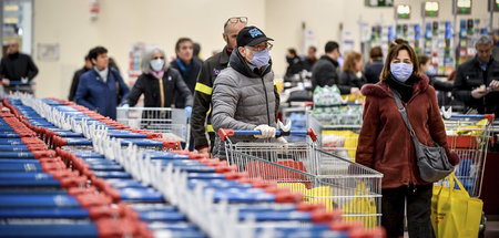 Fehlende Kaufkraft, Konsumartikel bleiben immer häufiger im Rega...