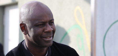 »Welche Farbe hat dieses Blatt?« – Lilian Thuram