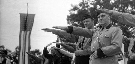 Fritz Julius Kuhn gab sich in den USA als Hitlers Stellvertreter... Fritz Julius Kuhn gab sich in den USA als Hitlers Stellvertreter...