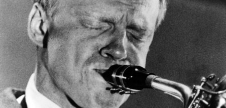 Leichtes Spiel: Baritonsaxophonist Gerry Mulligan (1960)