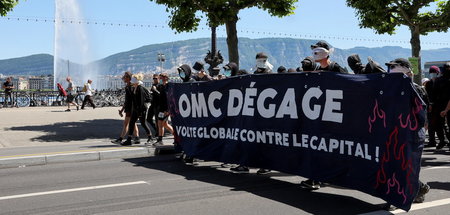 »WTO, verpiss dich«: Internationaler Protest gegen das Treffen d...