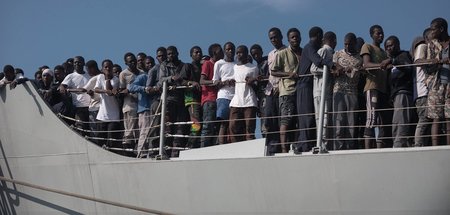 Zur Bekämpfung von Geflüchteten hält sich Berlin offenbar auch g...