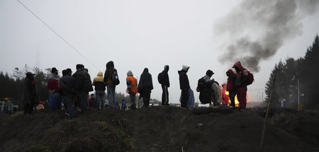 Ecuador: Demonstranten blockieren die Autobahn E-35 während der