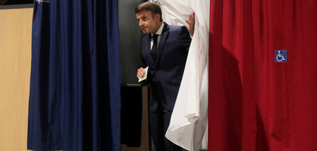 In Zukunft auf Partner angewiesen: Präsident Macron am Sonntag i...