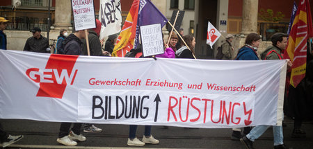 An der Rüstungsfrage scheiden sich bisweilen Delegiertengeister ...