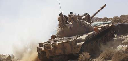 »Hauptempfänger Riad«: Panzer der durch Saudi-Arabien angeführte... »Hauptempfänger Riad«: Panzer der durch Saudi-Arabien angeführte...