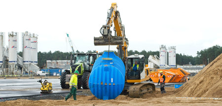 Tesla: Wassertanks für einen der größten regionalen Verschwender...