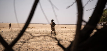 Mehr als ein Dutzend »Militärmissionen« unterhielt Frankreich se... Mehr als ein Dutzend »Militärmissionen« unterhielt Frankreich se...