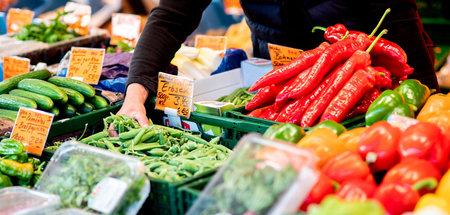 Wie lange noch bezahlbar? Obst- und Gemüsestand auf dem Wochenma...