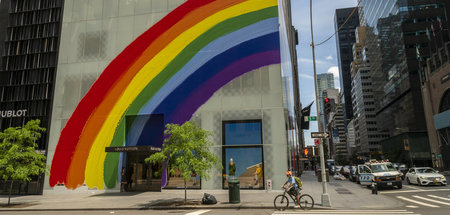 »Woke capitalism« – Geschäft von Louis Vuitton auf der Fifth Ave...